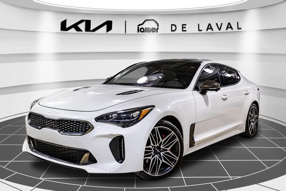 2023 Kia Stinger GT - Image 11 of 19