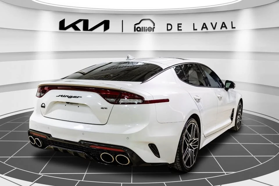 2023 Kia Stinger GT - Image 9 of 19