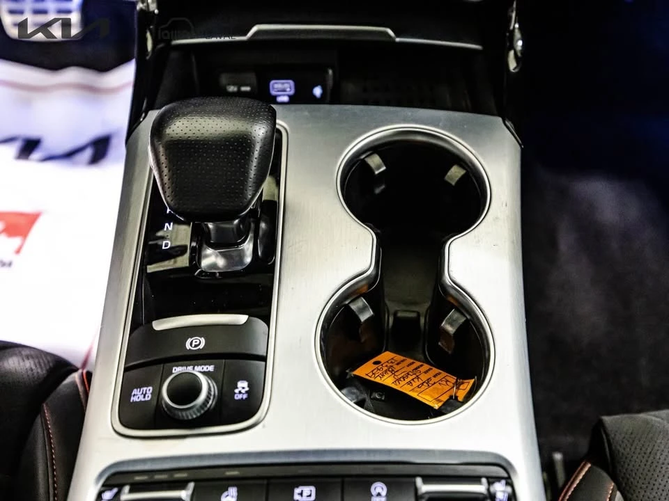 2023 Kia Stinger GT - Image 17 of 19