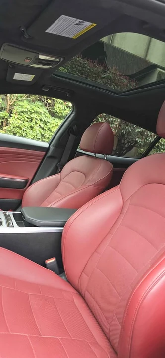 2023 Kia Stinger GT - Image 10 of 17