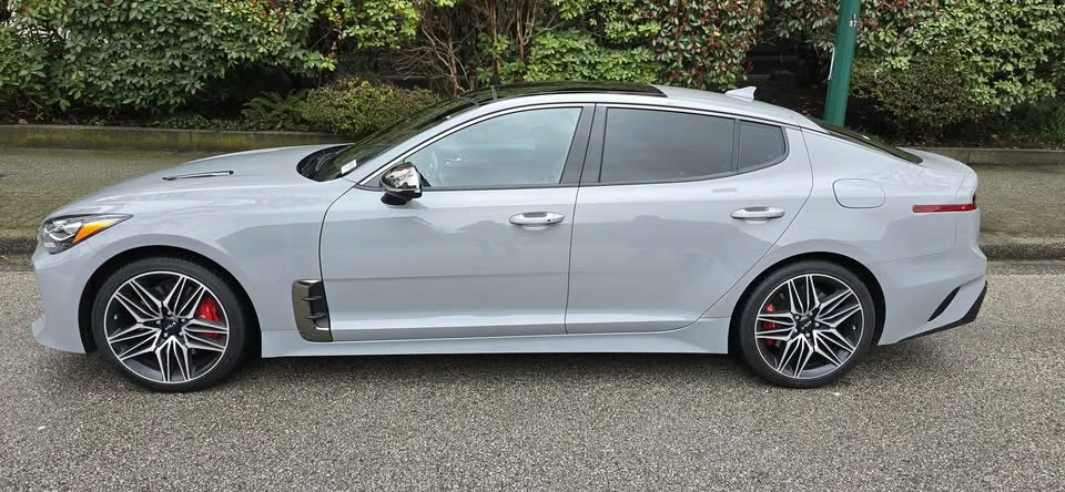 2023 Kia Stinger GT - Image 3 of 17