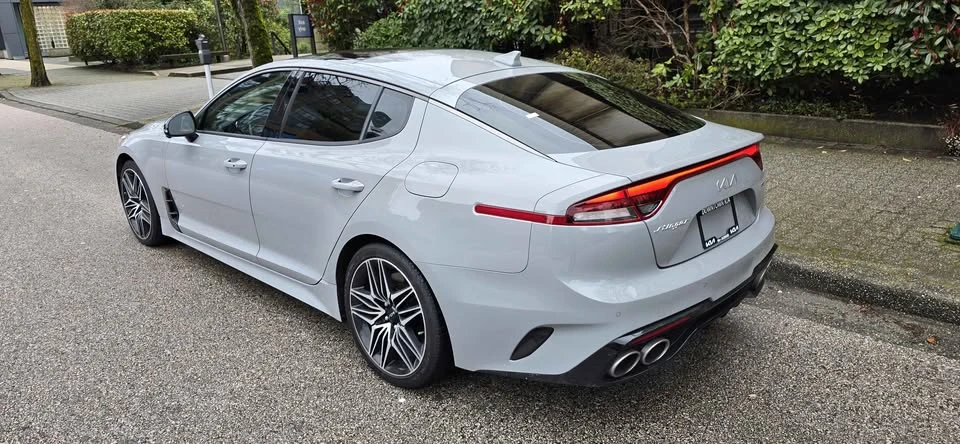 2023 Kia Stinger GT - Image 6 of 17