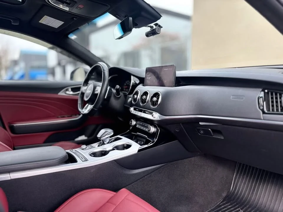 2023 Kia Stinger GT - Image 5 of 13