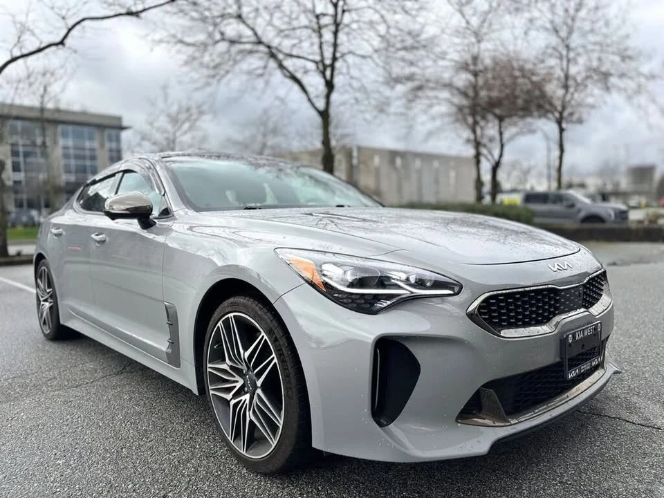 2023 Kia Stinger GT - Image 2 of 16