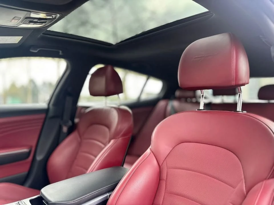 2023 Kia Stinger GT - Image 11 of 13