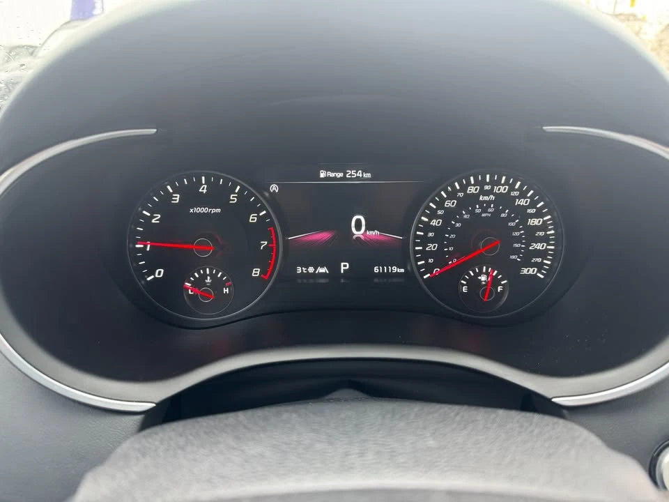 2023 Kia Stinger GT - Image 10 of 12
