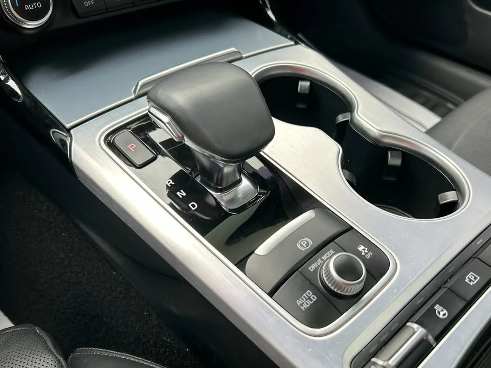 2023 Kia Stinger GT - Image 10 of 19