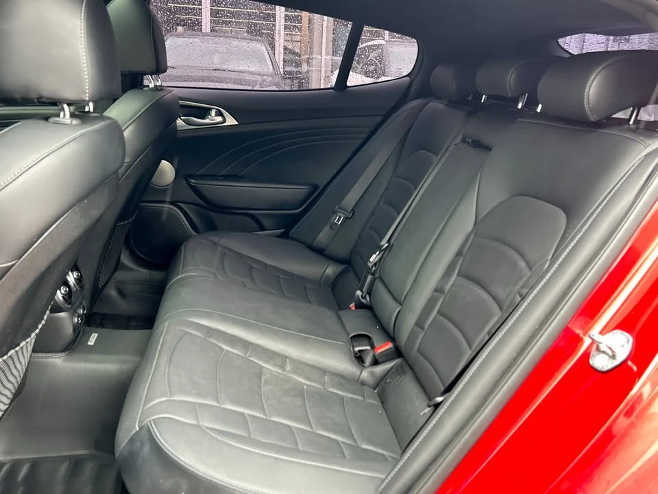 2023 Kia Stinger GT - Image 13 of 19