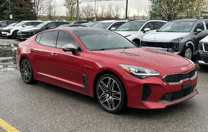2023 Kia Stinger GT - Image 16 of 19