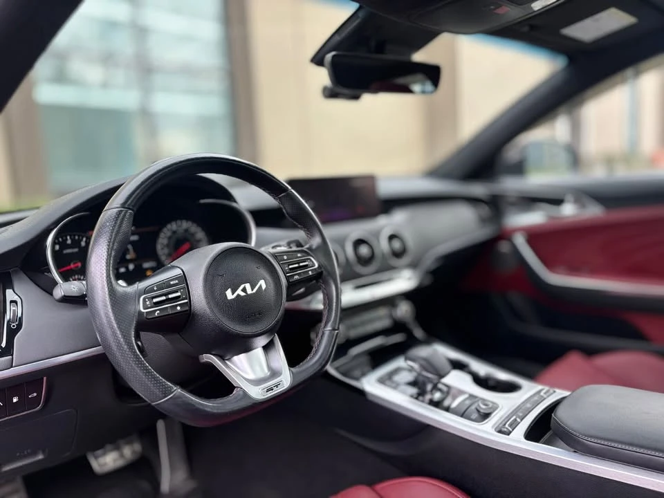 2023 Kia Stinger GT - Image 12 of 19