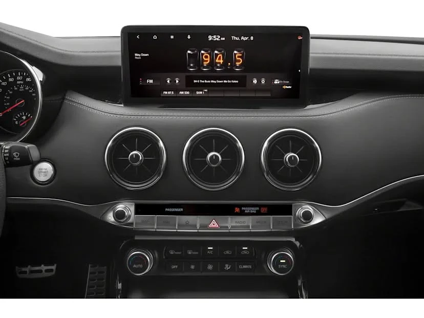 2023 Kia Stinger GT - Image 10 of 10