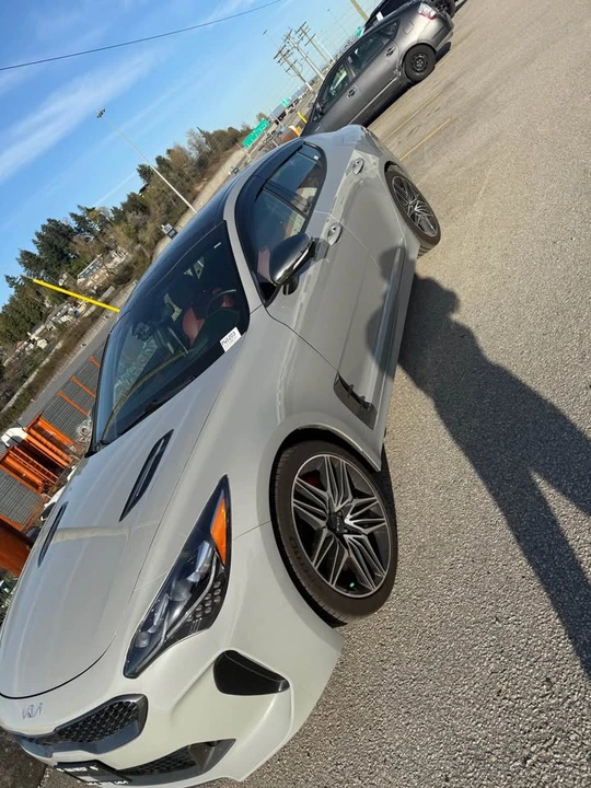 2023 Kia Stinger GT - Image 4 of 16