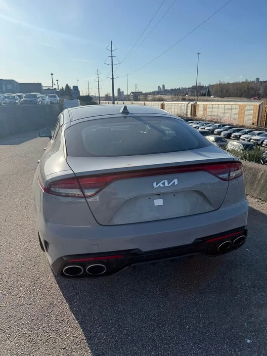 2023 Kia Stinger GT - Image 10 of 16