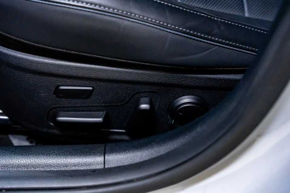 2023 Kia Stinger GT - Image 19 of 20