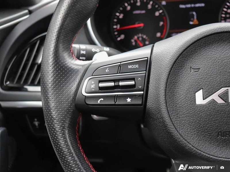 2023 Kia Stinger GT - Image 15 of 19