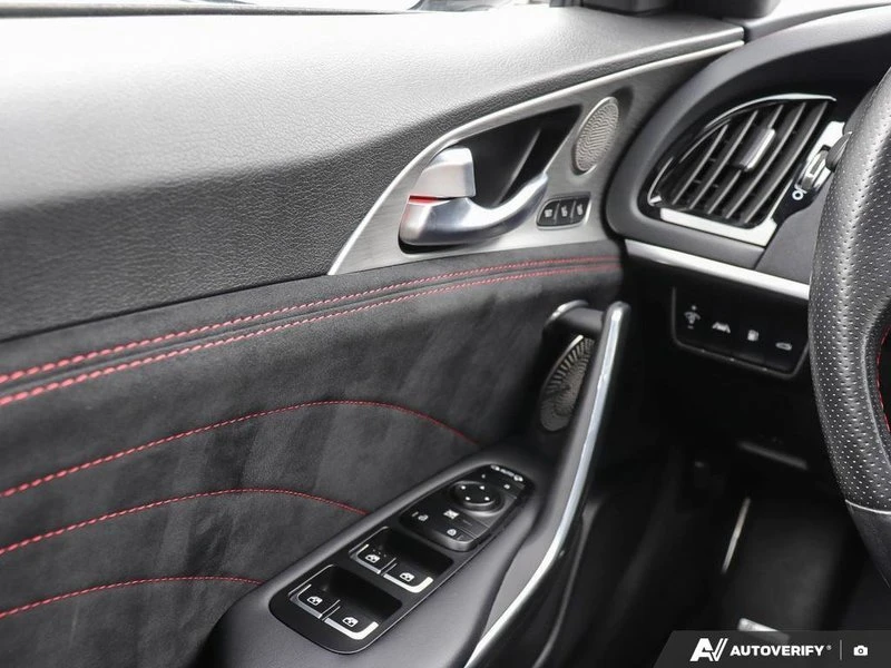 2023 Kia Stinger GT - Image 14 of 19