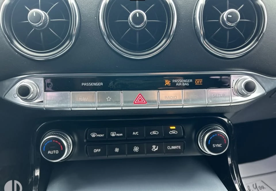 2023 Kia Stinger GT - Image 15 of 20