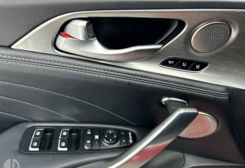 2023 Kia Stinger GT - Image 6 of 20
