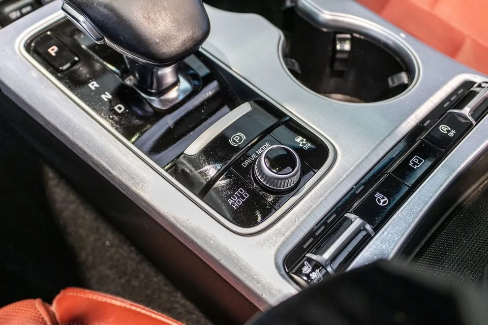 2023 Kia Stinger GT - Image 14 of 19
