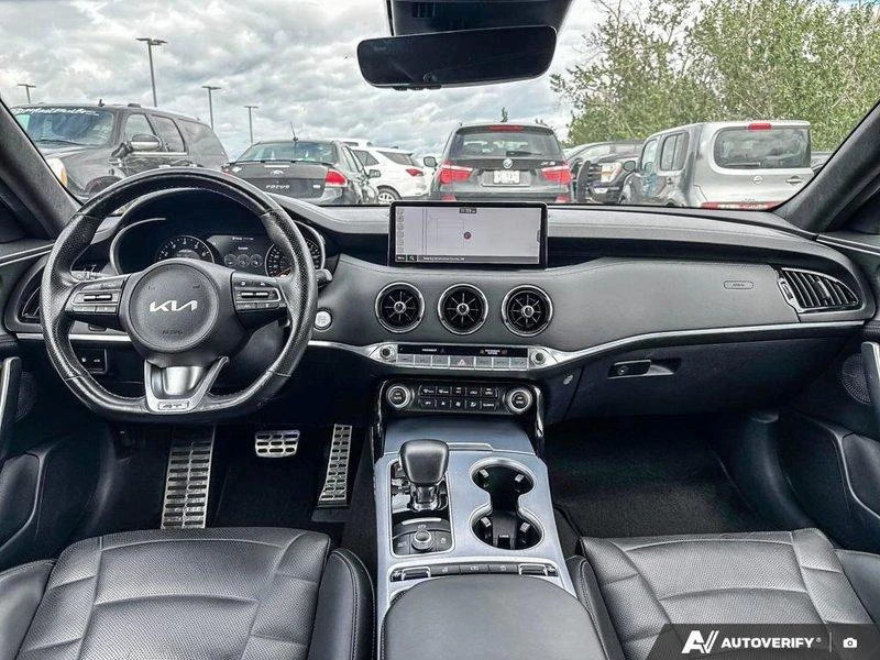 2023 Kia Stinger GT - Image 10 of 20
