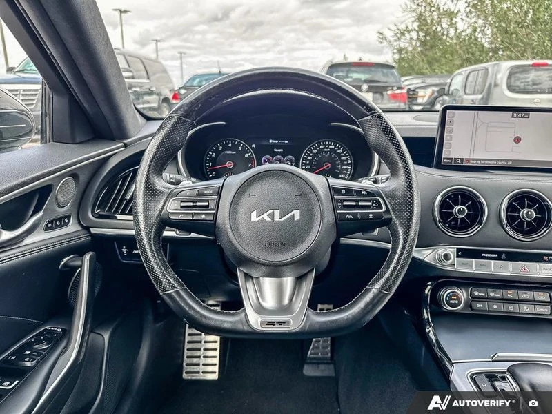 2023 Kia Stinger GT - Image 16 of 20