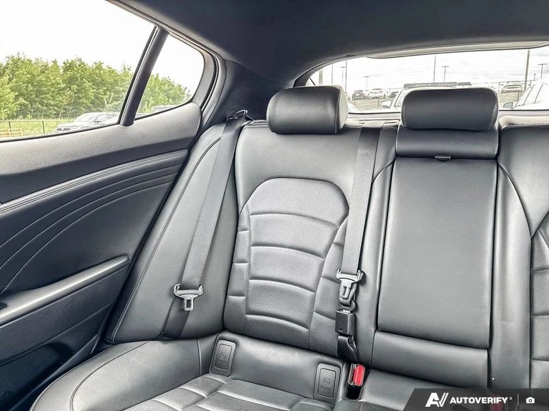 2023 Kia Stinger GT - Image 12 of 20
