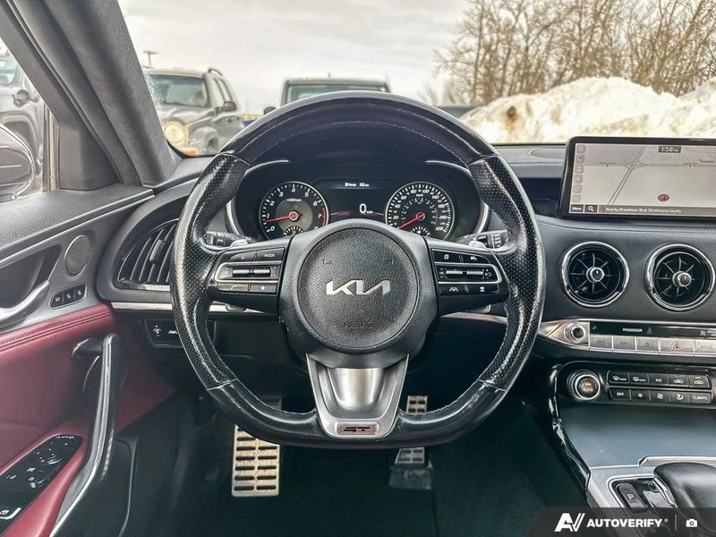 2023 Kia Stinger GT - Image 16 of 20