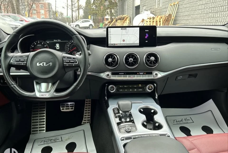 2023 Kia Stinger GT - Image 7 of 13