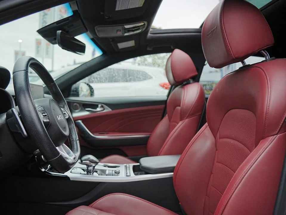 2023 Kia Stinger GT - Image 13 of 16