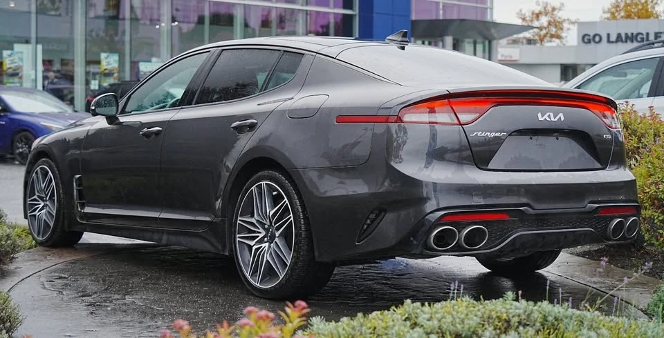 2023 Kia Stinger GT - Image 4 of 20