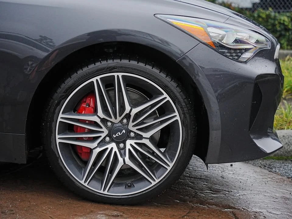 2023 Kia Stinger GT - Image 20 of 20