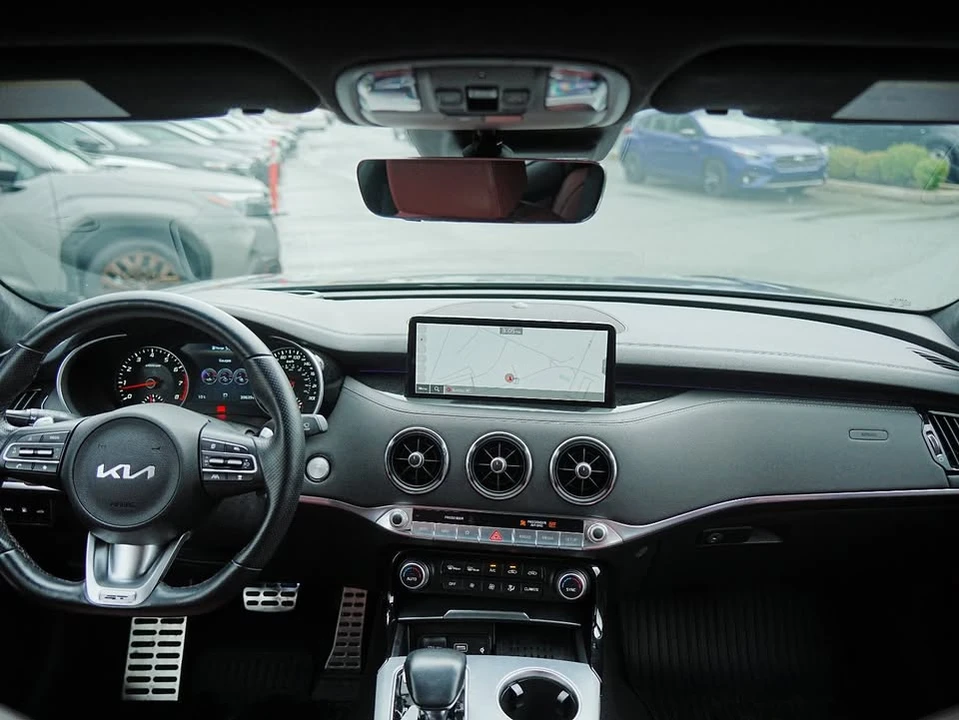 2023 Kia Stinger GT - Image 13 of 20