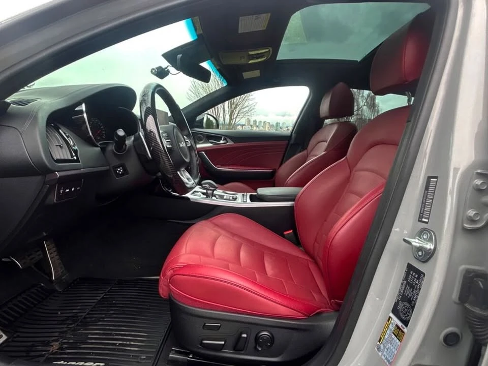 2023 Kia Stinger GT - Image 13 of 19