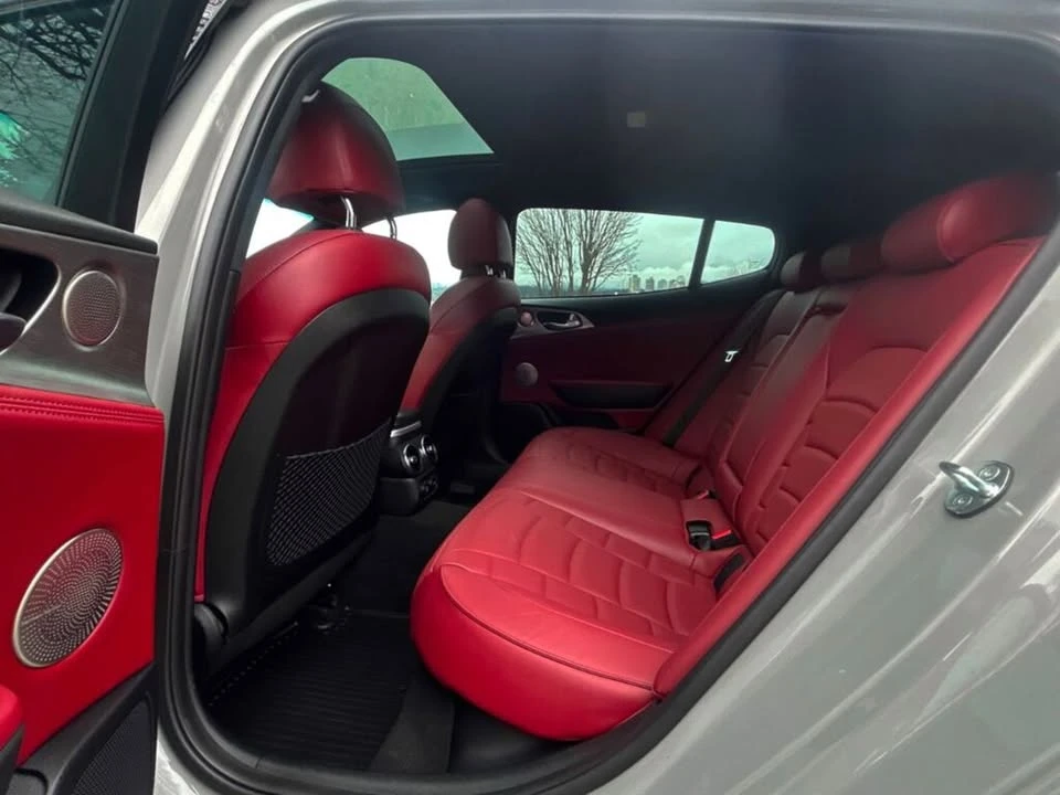 2023 Kia Stinger GT - Image 14 of 19