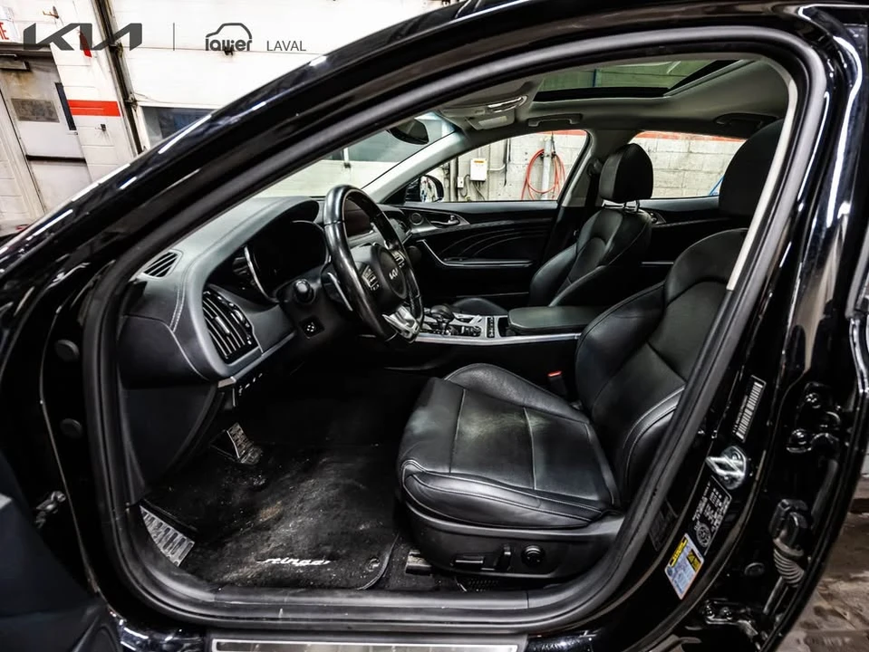 2023 Kia Stinger GT - Image 19 of 20