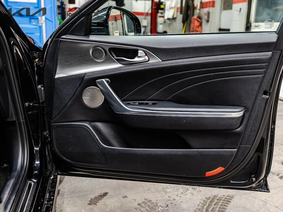 2023 Kia Stinger GT - Image 15 of 20