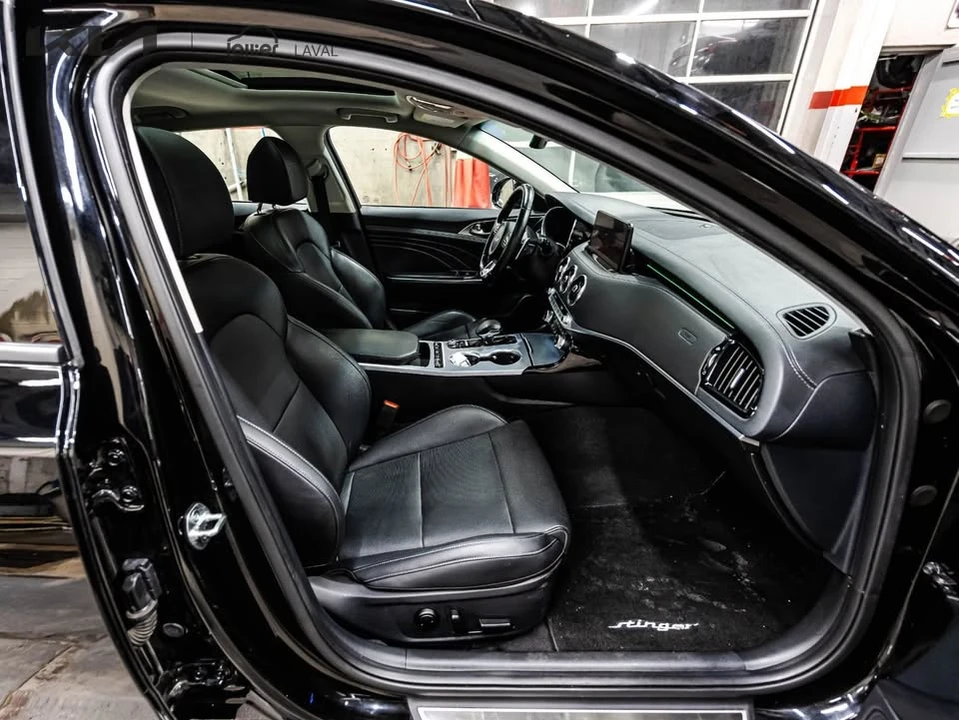 2023 Kia Stinger GT - Image 16 of 20