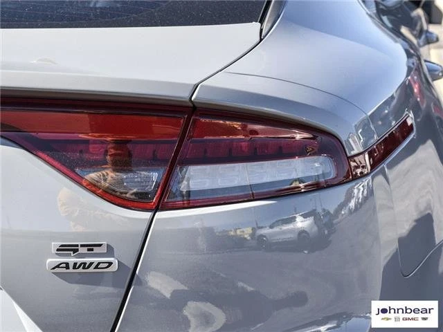 2023 Kia Stinger GT - Image 8 of 20