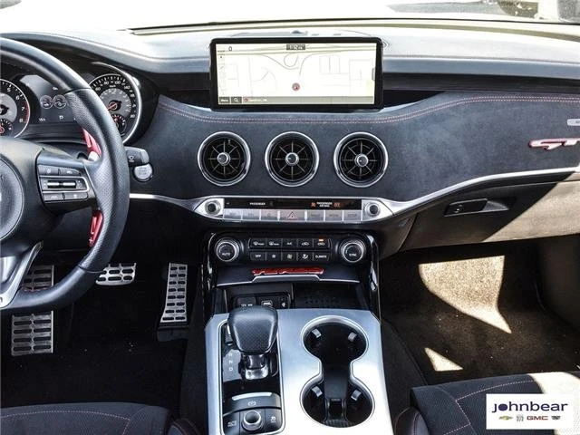 2023 Kia Stinger GT - Image 19 of 20