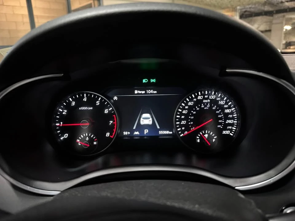 2023 Kia Stinger GT - Image 9 of 14
