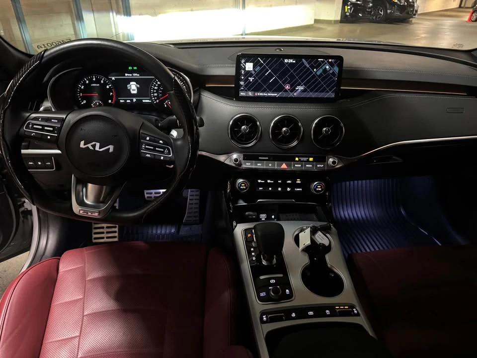 2023 Kia Stinger GT - Image 8 of 14
