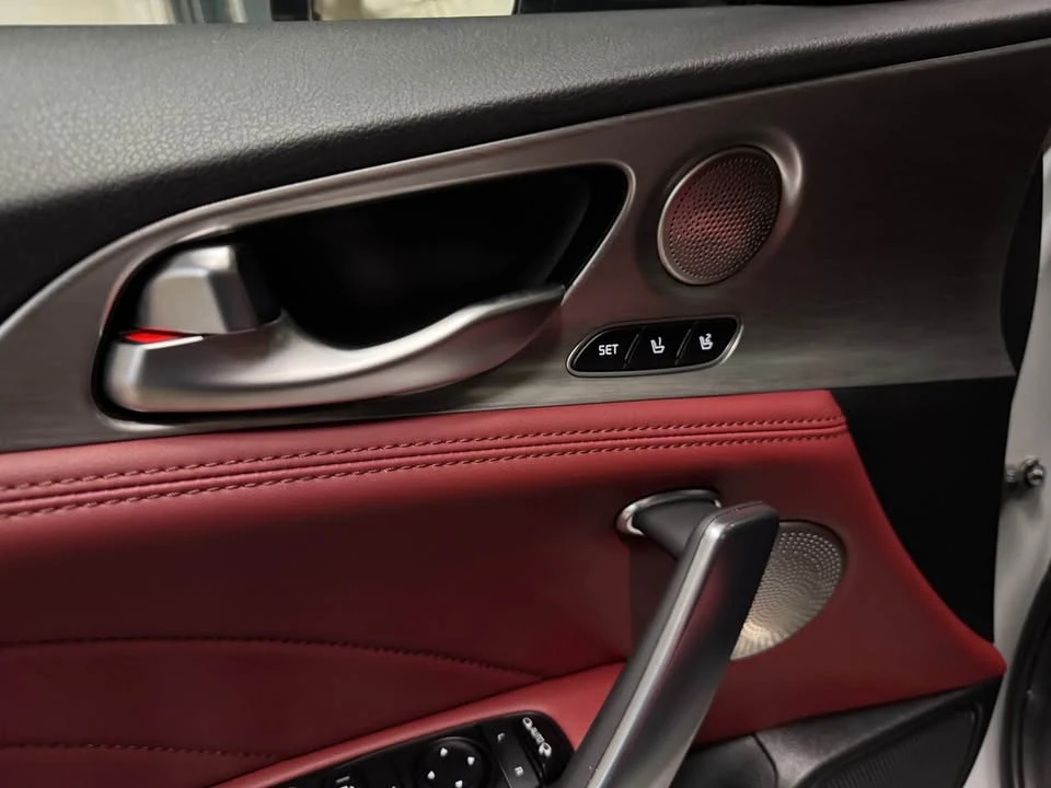 2023 Kia Stinger GT - Image 7 of 14