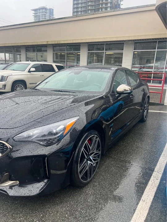 2023 Kia Stinger GT - Image 2 of 13