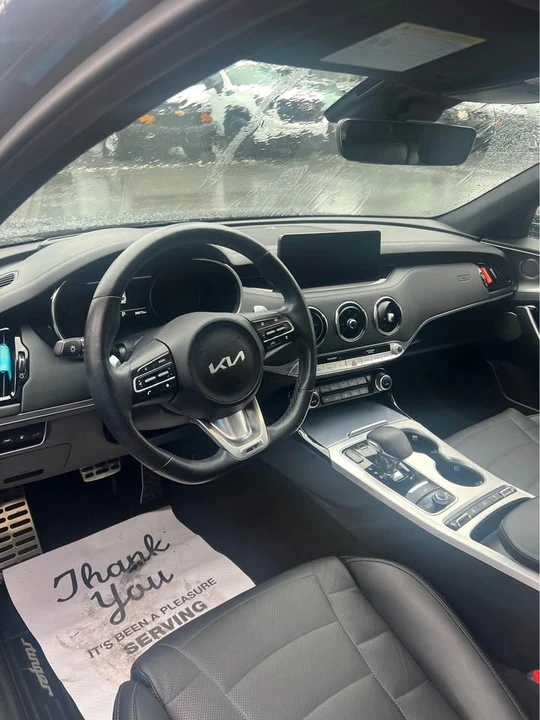 2023 Kia Stinger GT - Image 8 of 13