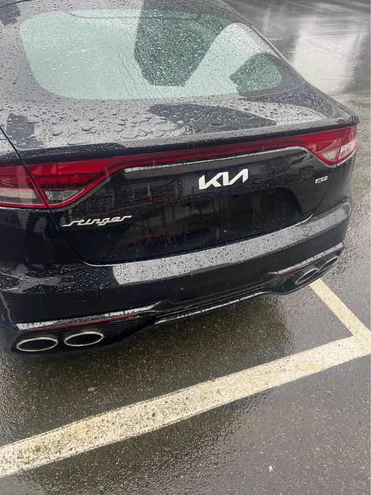 2023 Kia Stinger GT - Image 12 of 13