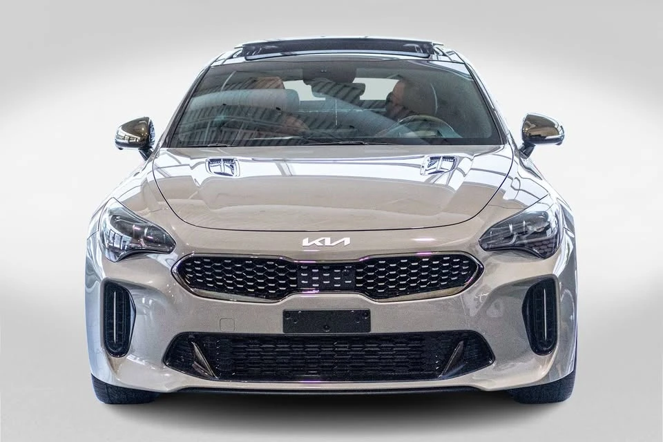 2023 Kia Stinger GT - Image 2 of 20