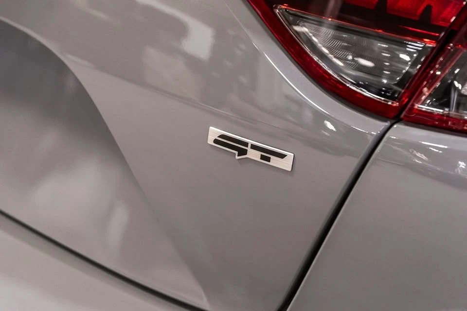 2023 Kia Stinger GT - Image 15 of 20