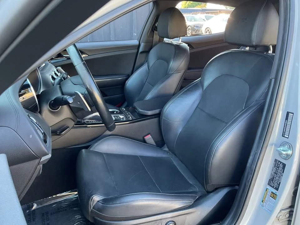 2023 Kia Stinger GT - Image 17 of 20