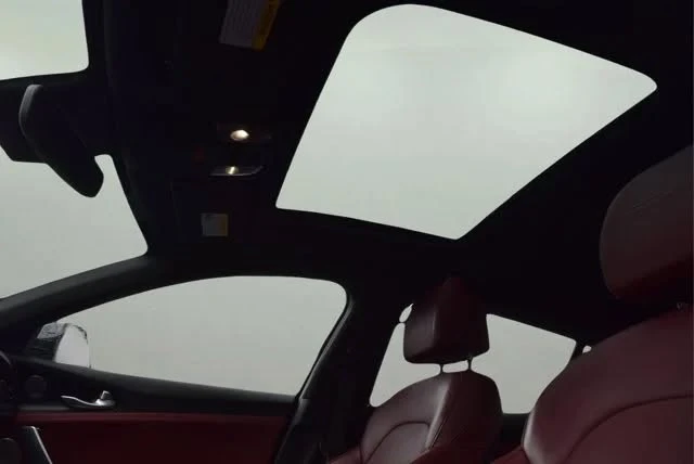 2023 Kia Stinger - Image 7 of 14