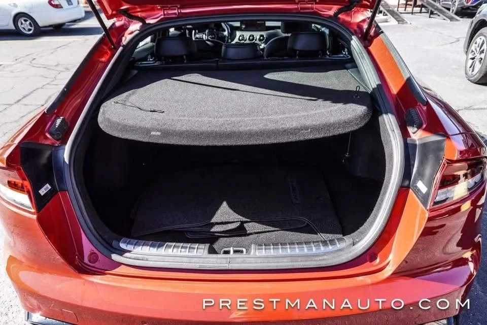 2023 Kia Stinger - Image 7 of 13